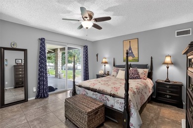 COZY RANCH STYLE HOME OVERLOOKING 17th fairway of Decordova Bend - photo 8
