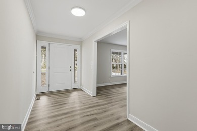 COME HOME TO THIS PRISTINE HOME LOCATED IN THE RIVERFRONT - photo 13