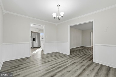 COME HOME TO THIS PRISTINE HOME LOCATED IN THE RIVERFRONT - photo 19