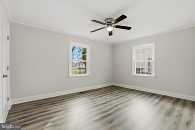 COME HOME TO THIS PRISTINE HOME LOCATED IN THE RIVERFRONT - photo 29