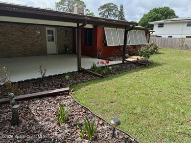 Welcome to sunny Florida living in this completely remodeled - photo 30