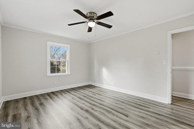 COME HOME TO THIS PRISTINE HOME LOCATED IN THE RIVERFRONT - photo 30