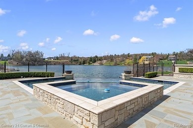 Experience unparalleled luxury at this Bella Vista masterpiece - photo 8