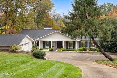 Fort Loudoun Lake Home Sale Pending in Knoxville Tennessee