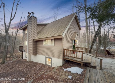 Lake Home For Sale in Tobyhanna, Pennsylvania