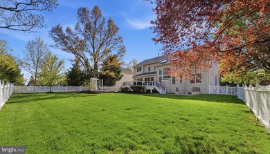 **OPEN HOUSE** Sunday July 12th, 1 pm - 3 pm. A Rare Offering in - photo 2