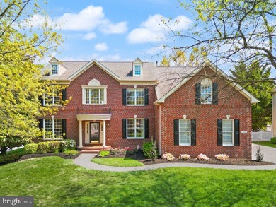 **OPEN HOUSE** Sunday July 12th, 1 pm - 3 pm. A Rare Offering in - photo 7