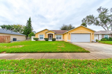 (private lake, pond, creek) Home For Sale in South Daytona Florida