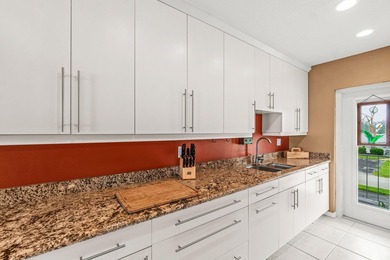 Welcome to your slice of paradise in Palm Beach Leisureville! - photo 10