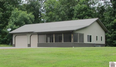 Lake Barkley Home For Sale in Kuttawa Kentucky