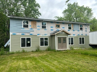 Cedar Lake - Lake County Home For Sale in Cedar Lake Indiana