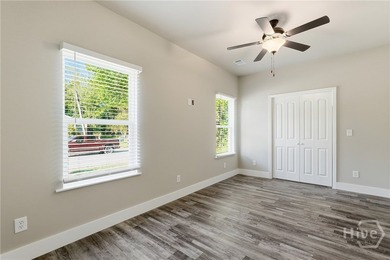 Brand New Construction. PRICED BELOW APPRAISED VALUE!!! 4 Bed, 2 - photo 14
