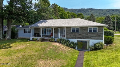Exceptional Lake George waterfront home with 150' of shoreline - photo 3