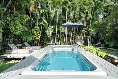 Welcome to this stunning Miami Beach residence where privacy - photo 30