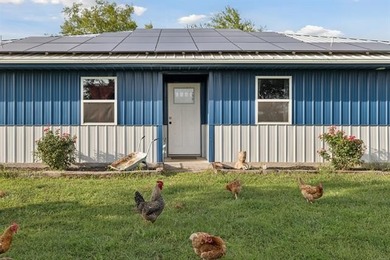 Discover peaceful country living just minutes from Lake Hudson - photo 2