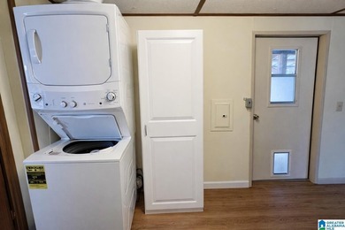 Weiss Lake opportunity in Cedar Bluff! This 2 bedroom, 1 bath - photo 15