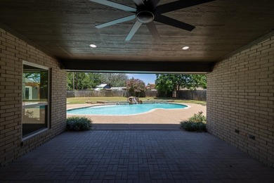 Welcome to 612 Aqua Vista Drive-a beautifully reimagined home - photo 22