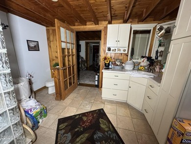 Montrose, PA - Log-sided home on 10 acres with private pond - photo 22