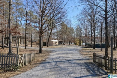 Weiss Lake opportunity in Cedar Bluff! This 2 bedroom, 1 bath - photo 26
