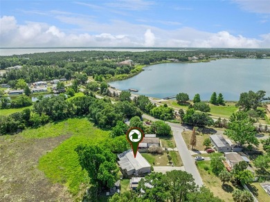 Beautifully maintained manufactured home featuring a spacious - photo 31