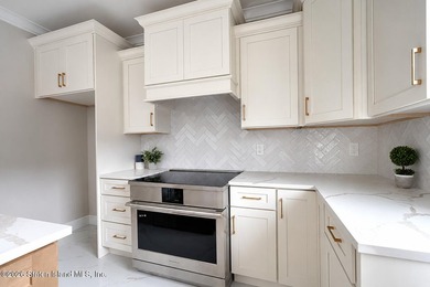 Brand-New Construction by Savo Brothers in Annandale This - photo 32