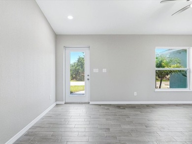 Under contract-accepting backup offers. Virtually Staged. Now - photo 5
