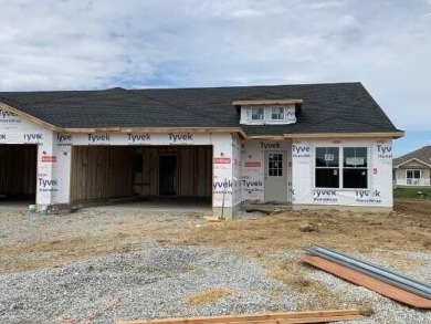Lake Townhome/Townhouse For Sale in Cedar Lake, Indiana