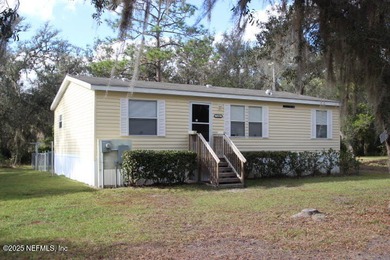 Lake George Home Sale Pending in Georgetown Florida