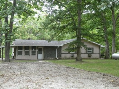 Lake Home Sale Pending in Girard, Illinois