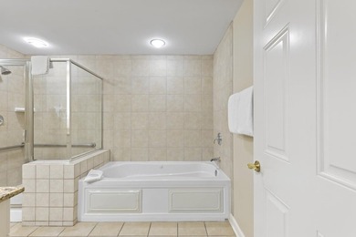MOTIVATED SELLER! BEST VALUE IN ROYALE PALMS!! Experience luxury - photo 14