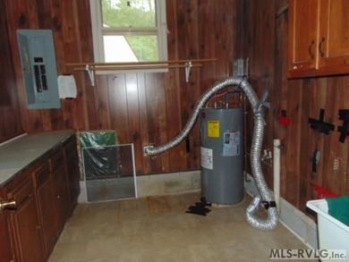 Wonderful brick ranch with a water view located in a nice - photo 17