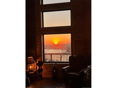 Discover a rare opportunity to own a luxury waterfront retreat - photo 19