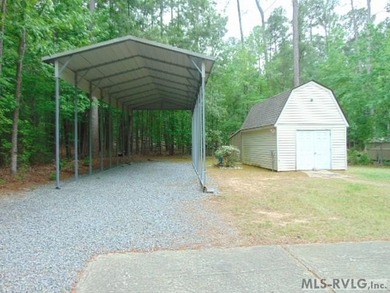 Wonderful brick ranch with a water view located in a nice - photo 20