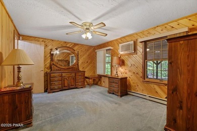 Welcome to this spacious and versatile 5-bedroom, 2-bath home - photo 21