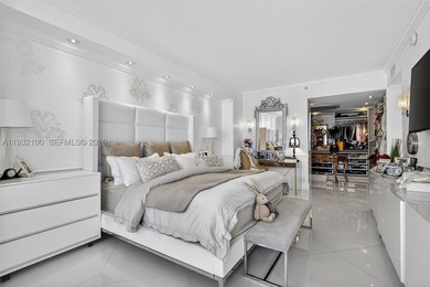 A rare opportunity to own a grand Penthouse residence offering 2 - photo 25