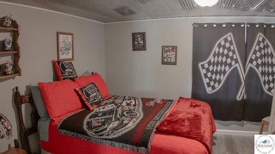 Take a look at this extremely well maintained and fully - photo 26