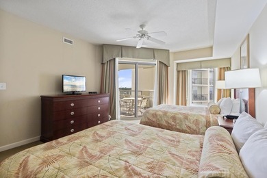 MOTIVATED SELLER! BEST VALUE IN ROYALE PALMS!! Experience luxury - photo 28