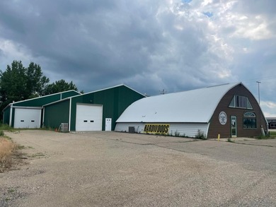 Commercial property for sale. This property has easy access to - photo 2