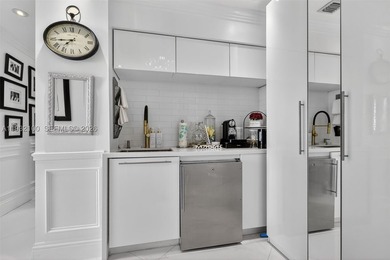 A rare opportunity to own a grand Penthouse residence offering 2 - photo 35