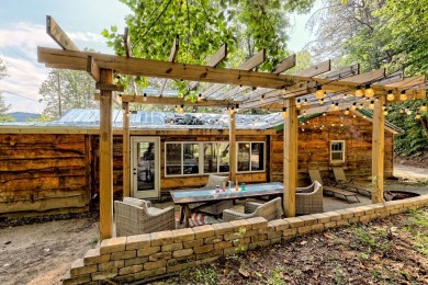 Seller offering $5k for Buyer rate buy-down! Rustic charm meets