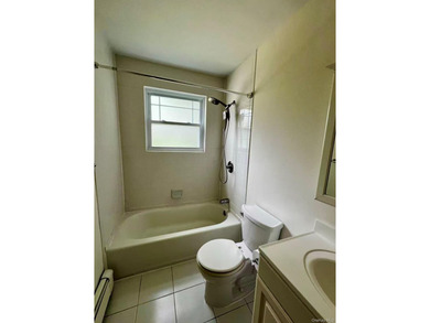 Welcome to 246 Fairharbor Drive, Patchogue! Beautifully - photo 10