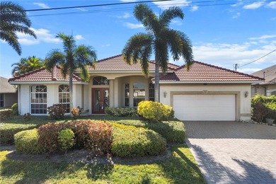 Cape Coral Lakes Area Home For Sale in Cape Coral Florida