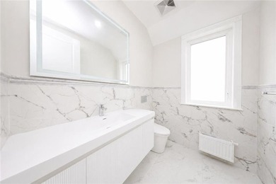 Welcome to this exceptional newly constructed luxury residence - photo 22