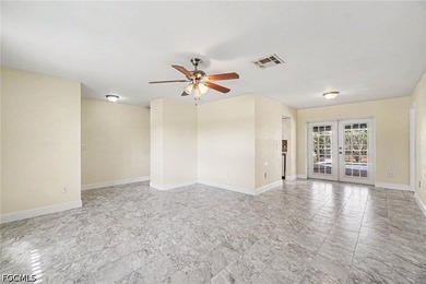 3/2/2 pool home in a quiet neighborhood! Features a new kitchen - photo 7