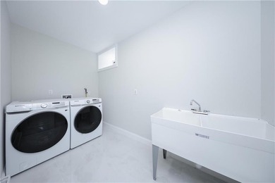 Welcome to this exceptional newly constructed luxury residence - photo 28