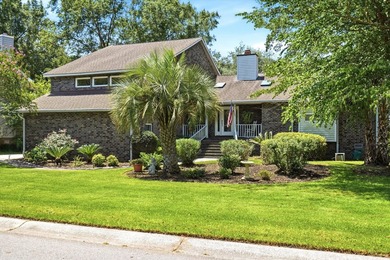 Enjoy the peaceful setting under the beautiful oak trees with - photo 1