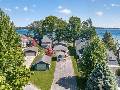 The value is in the setting-53 feet of Lake Wawasee frontage, a - photo 1