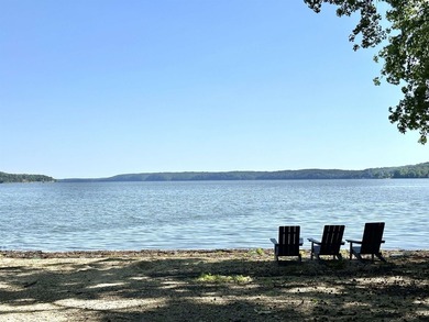 Completed in 2023, this Tennessee River Modern Masterpiece is - photo 5
