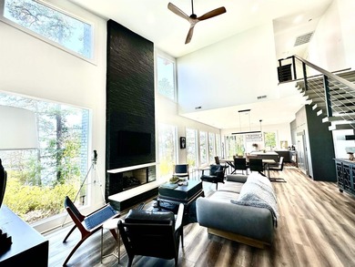 Completed in 2023, this Tennessee River Modern Masterpiece is - photo 10