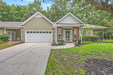 Welcome to this well-maintained single-story villa tucked away - photo 1